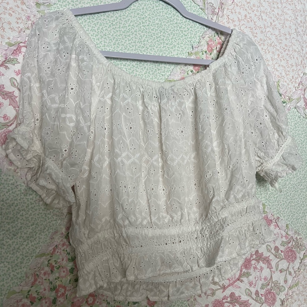 American Eagle White Blouse